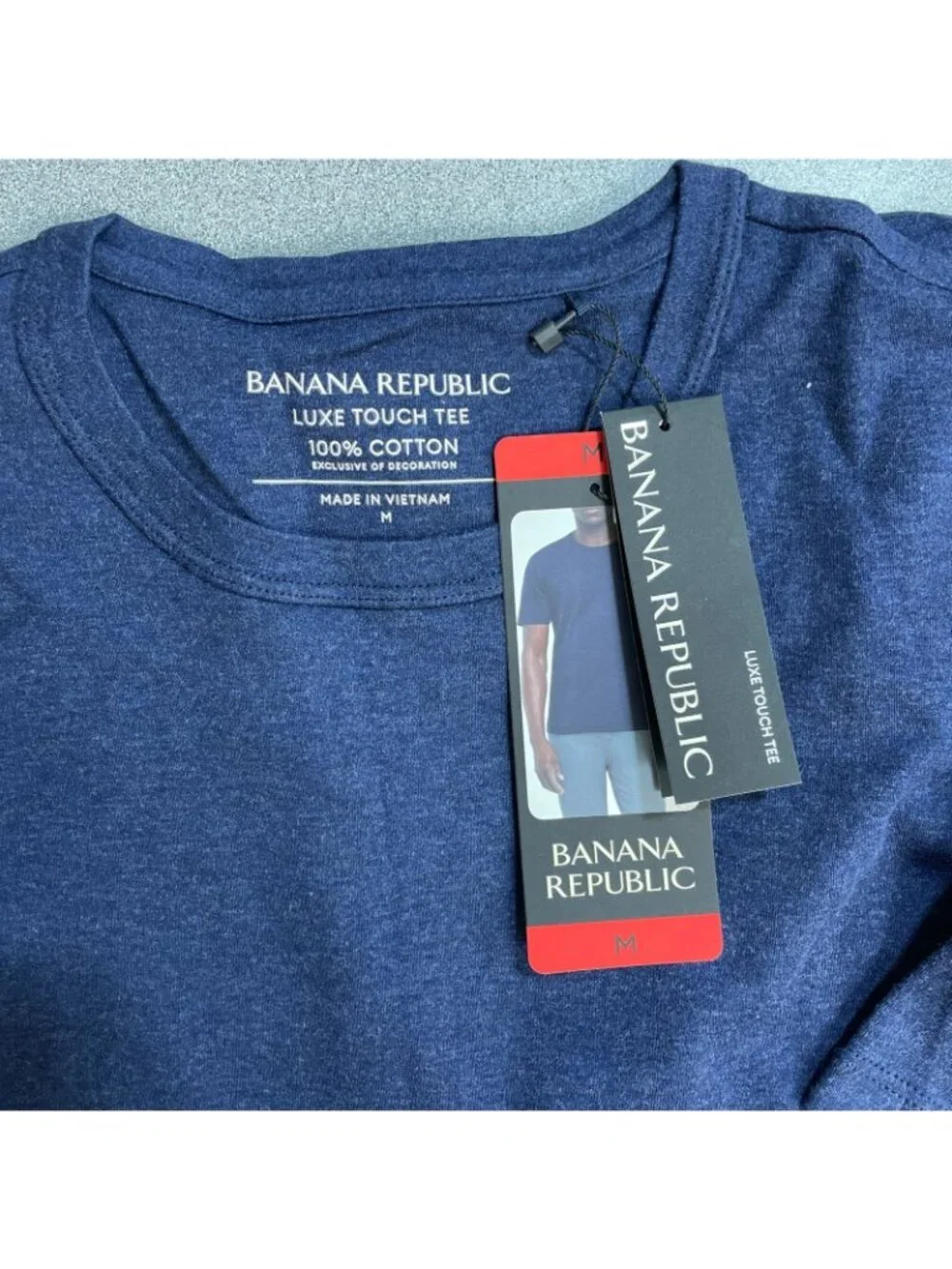 NWT Banana Republic Men's M Blue Luxe Touch Tee Short Sleeve Crewneck
